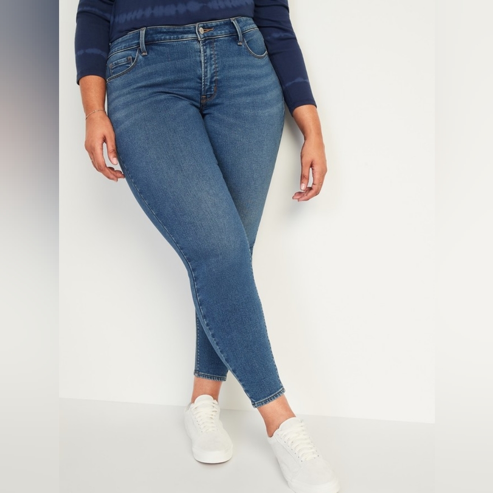 Old Navy high waisted skinny rockstar jeans